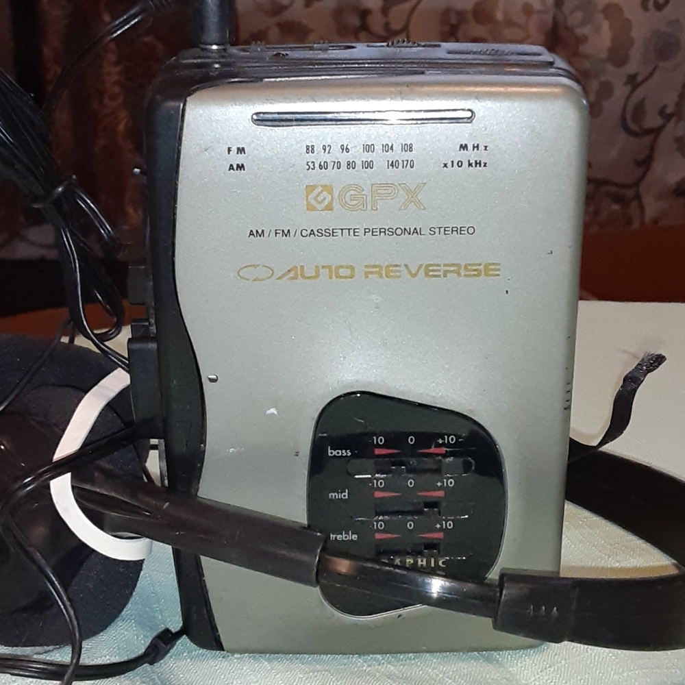 Vintage GPX Walkman tape cassette player and head
